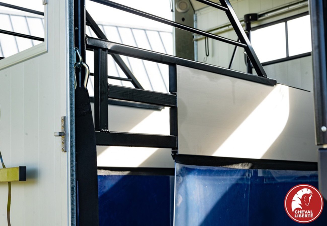 Remolque para 4 caballos Optimax - Imagen 19