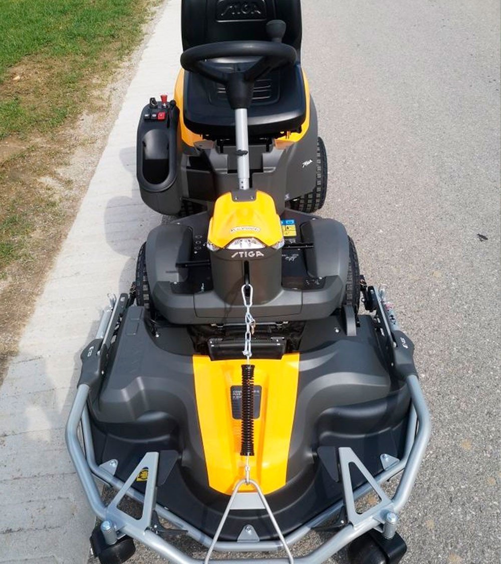 Rider Cortacésped de corte frontal 4x4 Stiga Park 700 WX + Combi PRO 110 Q Plus 110cm 586cc 20HP - Imagen 2
