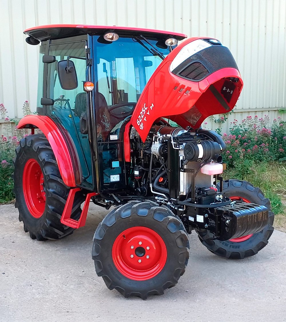 Tractor pequeño TYM 6225C — 58HP Giro 52º - Imagen 4